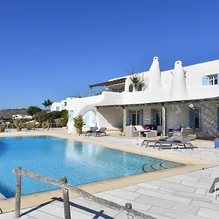 Paros Sleeps 12 Pool Air Con Parikia (Paros)