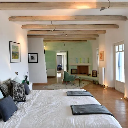 Paros Sleeps 12 Pool Air Con Parikia (Paros)