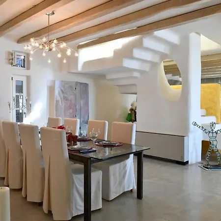 Villa Paros Sleeps 12 Pool Air Con *